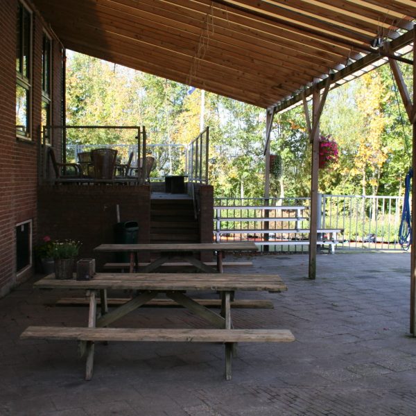 Dorpshuis binnenplaats 2